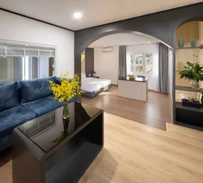 Suite with City View — Viet Lotus Saigon Hotel